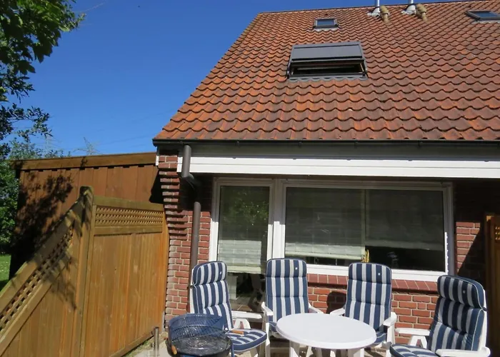 Apartament Enno Near The Dike Comfortable Vacation